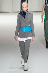 sportmax-rf18-0184.thumb.jpg.73b42cb52ac5b84b1bf82f2d4bb5bb2c.jpg