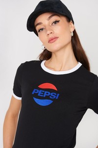 sweet_sktbs_sweet_pepsi_ringer_tee_1523-000009-0002_04g.jpg