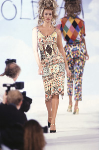 todd-oldham-ss-1993-1.thumb.jpg.d12b4b22ed79e1100b7813e547d351cb.jpg