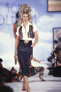 todd-oldham-ss-1993-3.thumb.jpg.1ce3c94292042efec451127c29188a6e.jpg