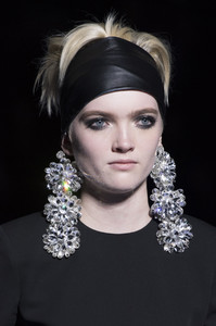 tom-ford-clp-rf18-0314.thumb.jpg.78d59eebb0a4282944fbb134dd9bff59.jpg