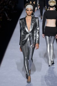 tom-ford-rf18-0915.thumb.jpg.fc7fd490ca4b8404ad9b7f79cbf34c10.jpg