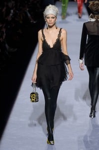 tom-ford-rf18-1031.thumb.jpg.4d8c38d097e02a1339f796f09a6f3fff.jpg