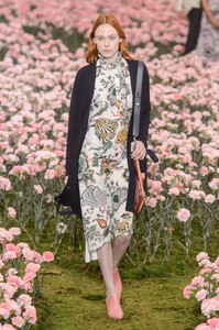 tory-burch-rf18-0173.thumb.jpg.5b203d3e1e13303ba6b56aa9ccaf7335.jpg