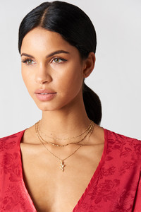 tranloev_layered_rose_necklace_1285-000092-0013_01lr.jpg