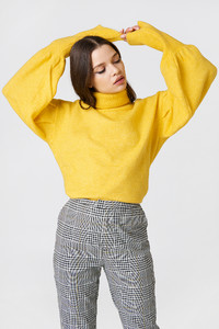 trendyol_balloon_sleeve_turtle_neck_knit_1494-000440-0024_01a.jpg