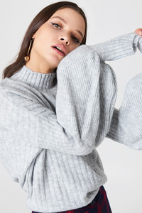 trendyol_balloon_slleve_high_neck_knit_1494-000442-0008_04g.jpg