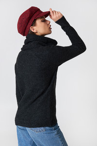 trendyol_folded_neck_sweater_1494-000434-4404_02b.jpg