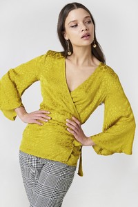trendyol_overlap_chiffon_blouse_1494-000447-0304_01a.jpg