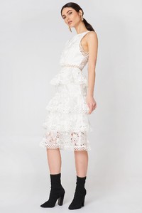 true_decadence_ruffle_lace_dress_1521-000022-0342_03c.jpg