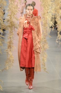 ulla-johnson-rf18-0592.thumb.jpg.067be74215f06cd127ca0bc4f109f8d6.jpg