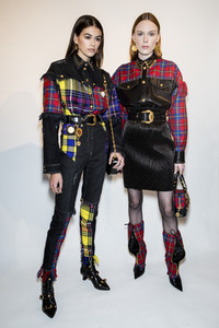 versace-bks-z-rf18-7230.thumb.jpg.d6aa0234a1ca523125d864d3c712bfe8.jpg