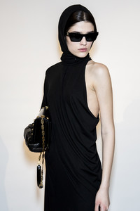 versace-bks-z-rf18-7345.thumb.jpg.117a937789a2e67b49289da021f63c83.jpg