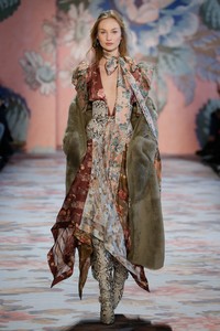 zimmermann-fw18r2.thumb.jpg.8dd45c25d597c63fb9de1013f31858b0.jpg