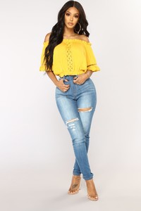 02-14-18_69237_MUSTARD_0348_88423bf5-90e5-4894-b155-de788eee35a6.jpg