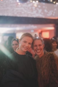 020318_isabellemarant_natasha_poly_0008_jpg_8505_jpeg_8440.jpeg_north_660x_white.thumb.jpg.0c1368e65f82579dc89e349aee076211.jpg