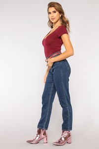 03-28-18_STUDIO_2_RT1010V_Wine_12043_3abf4f55-2fa4-4ce6-8eee-1afacea41307.jpg