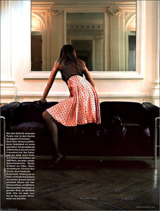 1266844773-m.jpg