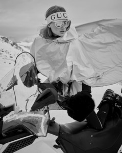 171112_HarpersBazaar_SKI_04_a535.thumb.jpg.0b372e7dcd2eee5b0c6e8734d4fbc1db.jpg