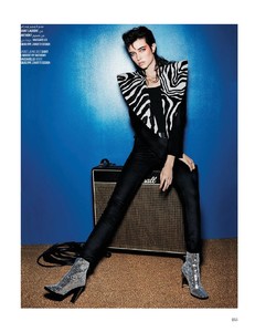 2018-03-01_Vogue_Arabia-page-008.jpg