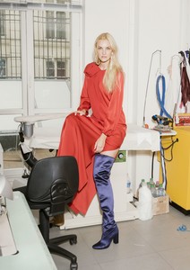 21-paule-ka-fall-ready-to-wear-2018.thumb.jpg.6d91e96ed2d4b3fa95aa5db7682f5a38.jpg