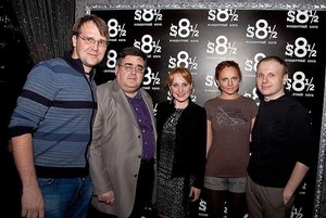 2Bq7Ubkq32I.thumb.jpg.bc16cf17de48af294934598cb3d68786.jpg