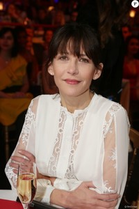 3891937-exclusif-sophie-marceau-enregistreme-950x0-1.jpg