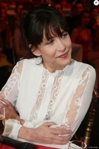 3891946-exclusif-sophie-marceau-enregistreme-950x0-2.jpg