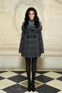 Winnie+Harlow+Christian+Dior+Photocall+Paris+IxR4bYvnSYjx.jpg