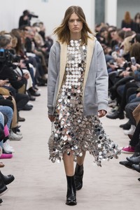 Emmy Rappe Paco Rabanne Fall 2018 RTW PFW.jpg
