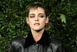        kstew040318BZNimage2.jpg