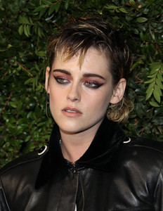        kstew040318BZNimage7.jpg