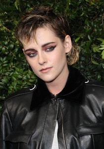        kstew040318BZNimage8.jpg