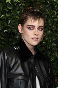        kstew040318BZNimage13.jpg