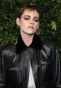        kstew040318BZNimage14.jpg