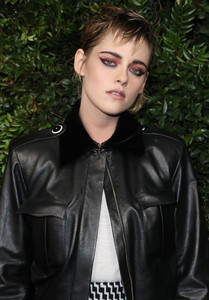        kstew040318BZNimage15.jpg