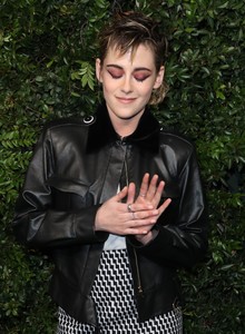        kstew040318BZNimage18.jpg