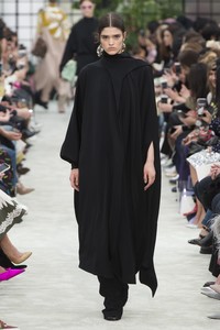 Alexandra Micu Valentino Fall 2018 RTW PFW.jpg