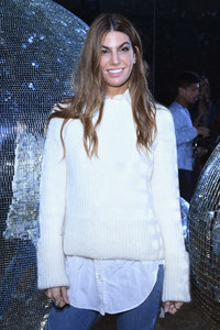 Bianca+Brandolini+Adda+Moncler+Gamme+Rouge+H_PByGG1isHx.jpg