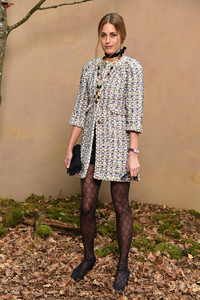 Yasmin+Le+Bon+Chanel+Photocall+Paris+Fashion+j58HjjSplusx.jpg