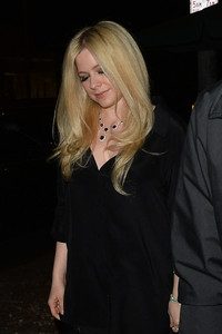   avril080318BZNimage4.jpg