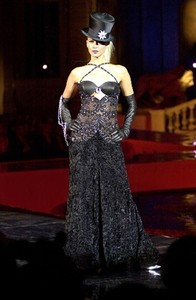 10 lancetti couture fall winter 2001 2002 Rome 2001 july 15.jpg