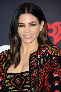  jdew110318BZNimage105.jpg