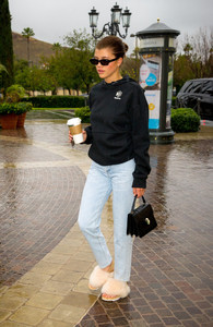 Sofia+Richie+Spotted+Calabasas+Iy7jMZKb2Fvx.jpg