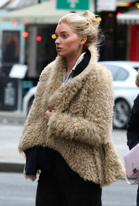      ehosk120318BZNimage9.jpg