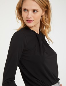 Iuliia Nedosekina - morgan 2018bq.jpg