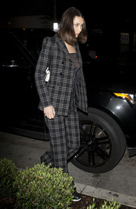     bhad140318BZNimage44.jpg