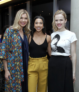 Hannah+Bronfman+FINERY+Kicks+Off+SXSW+Cocktail+FZ-yy0nGQV-x.jpg