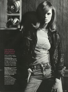elle april russia 2003 10.jpg
