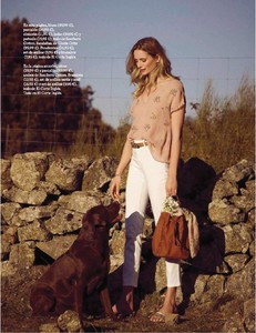 Vogue Esp22-page-003.jpg
